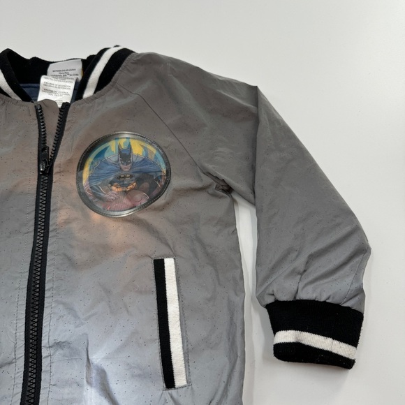 Batman Reflective Zip-Up Jacket – Kids Size 3T, Holographic Logo - Picture 2 of 6